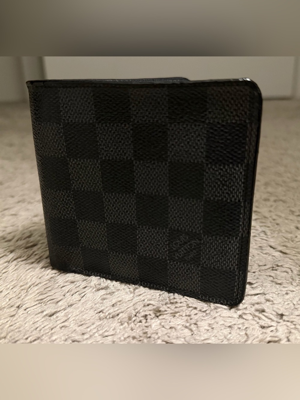 Louis Vuitton Damier Graphite Bi-Fold Wallet